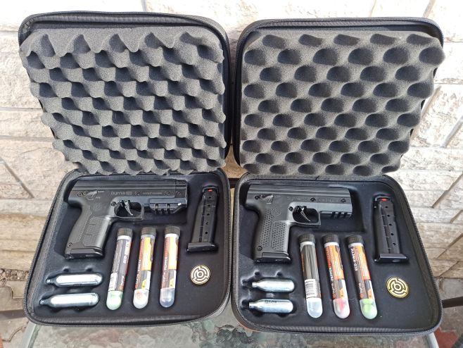 Plynová zbraň pro sebeobranu Byrna. Klientka si to chtěla "jen vyzkoušet" a po prvním výstřelu z toho je nákup silnější...